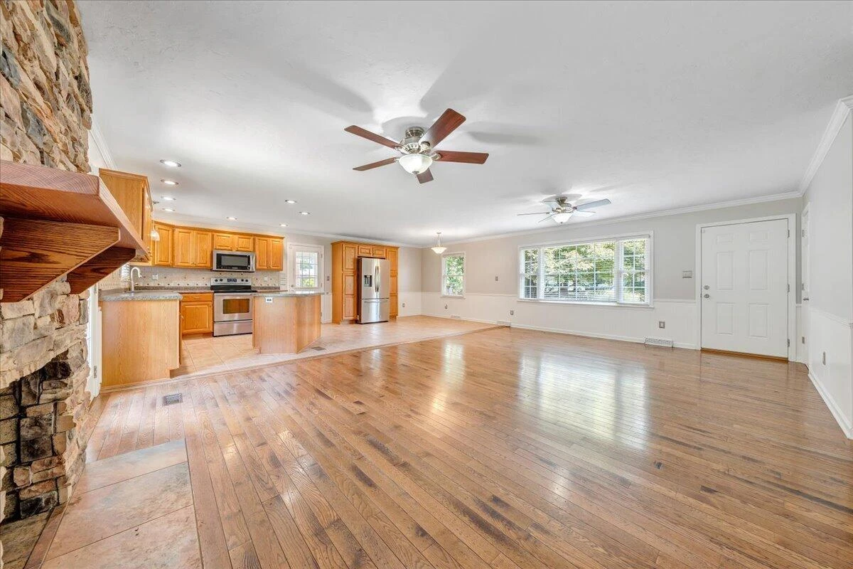 3565 Colony LN - Photo 9