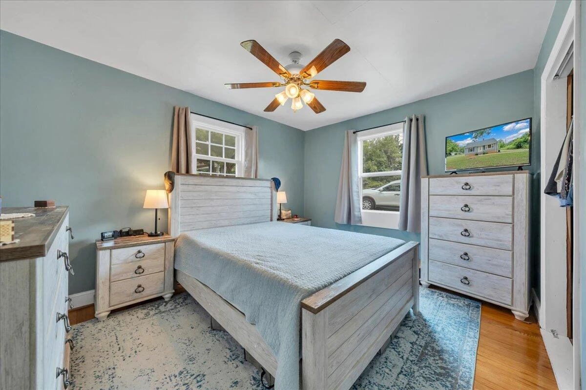 2509 Callaway RD - Photo 17