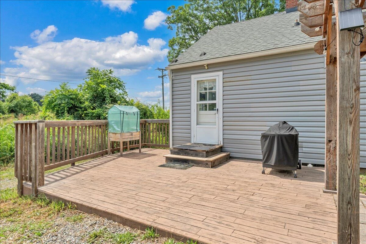 2509 Callaway RD - Photo 32