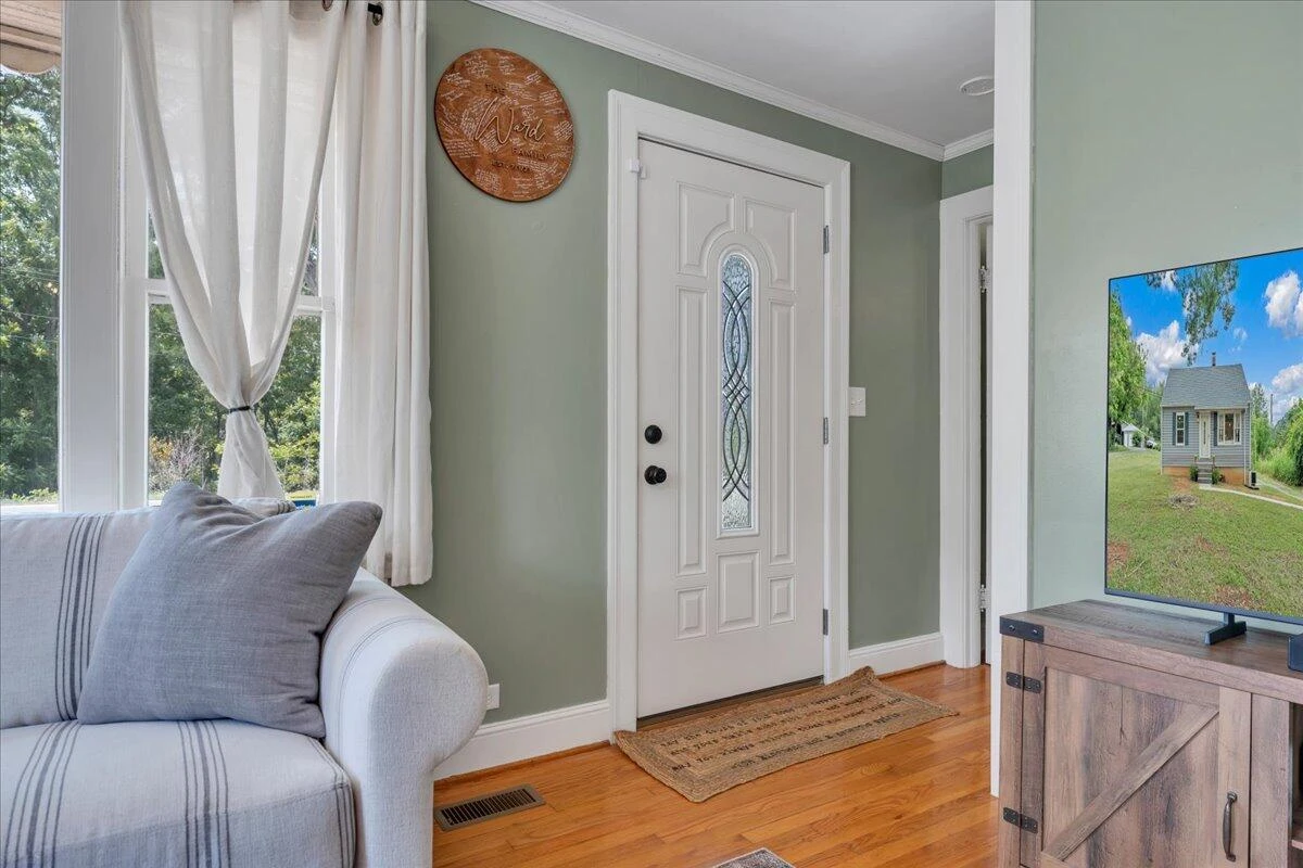 2509 Callaway RD - Photo 4