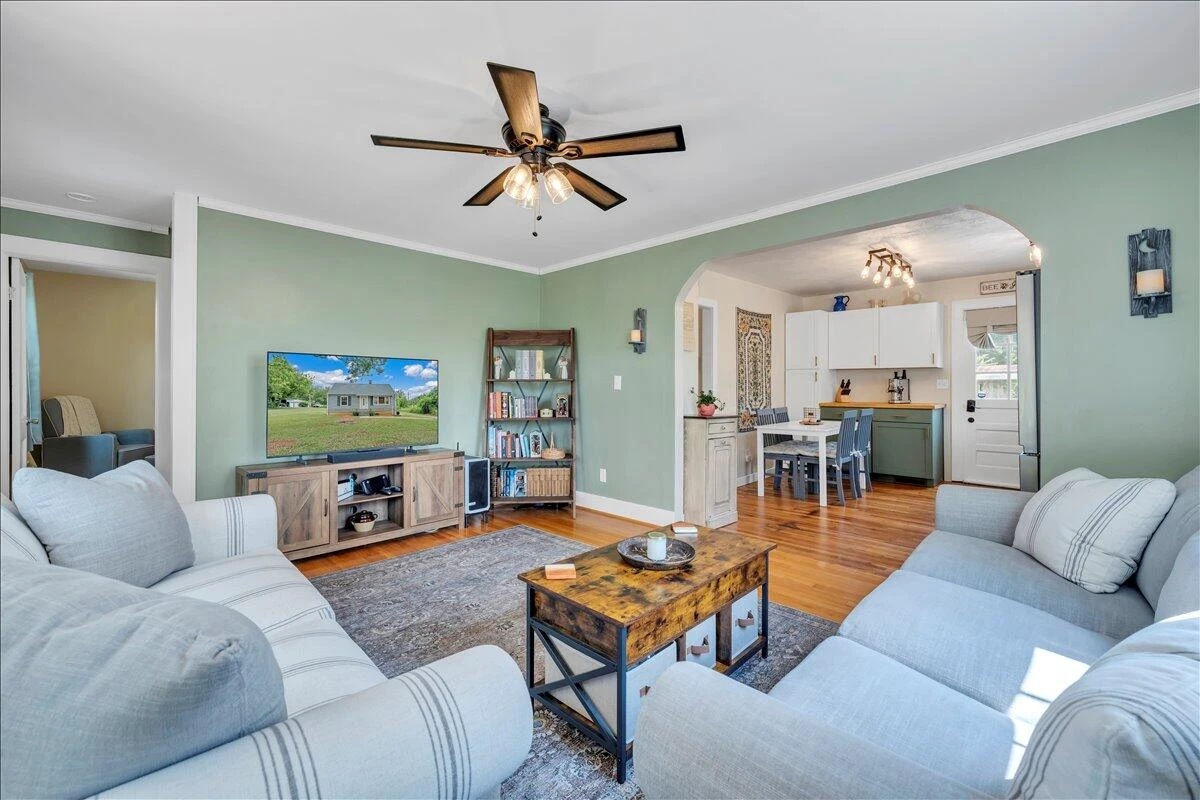 2509 Callaway RD - Photo 8