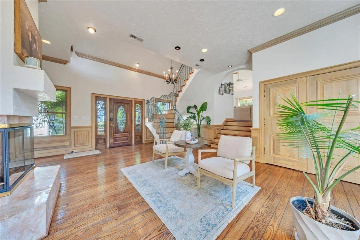 6104 Greyholme LN - Photo 9