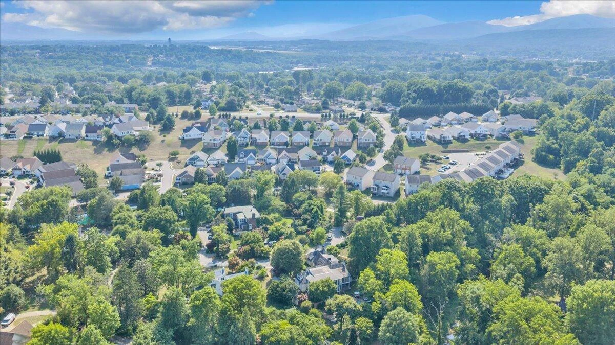 6104 Greyholme LN - Photo 161
