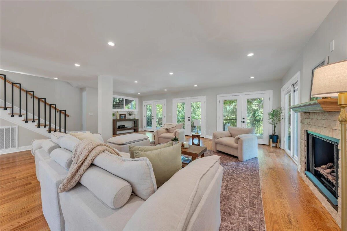 6104 Greyholme LN - Photo 34