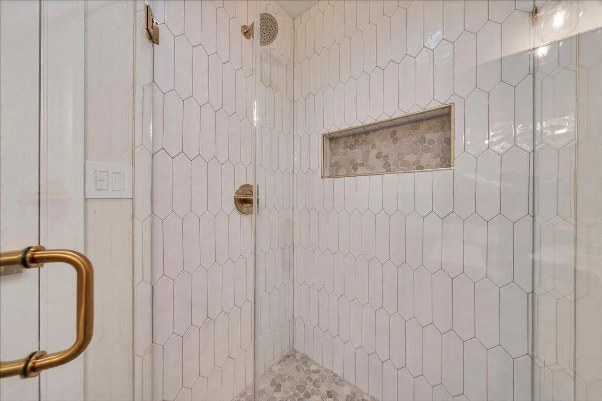 6104 Greyholme LN - Photo 44