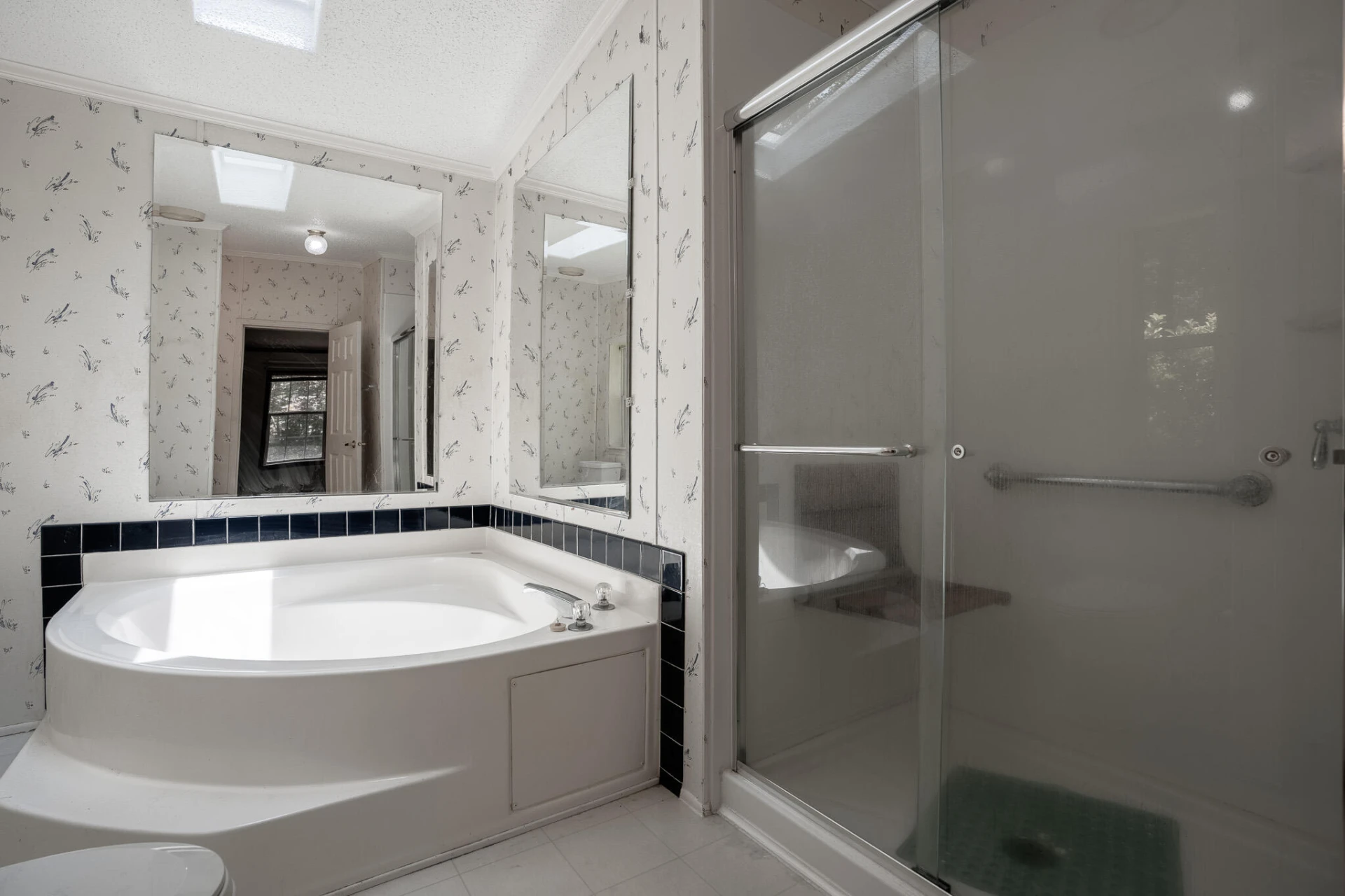 1280 Calvert RD - Photo 17