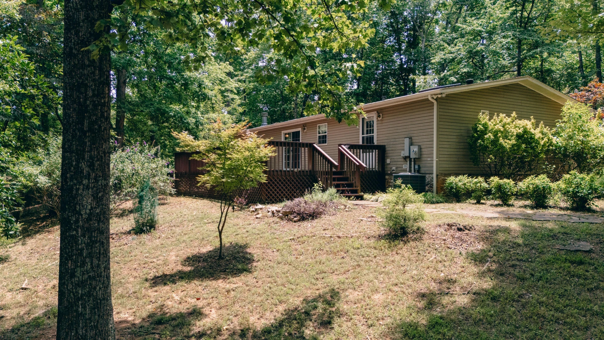 1280 Calvert RD - Photo 3