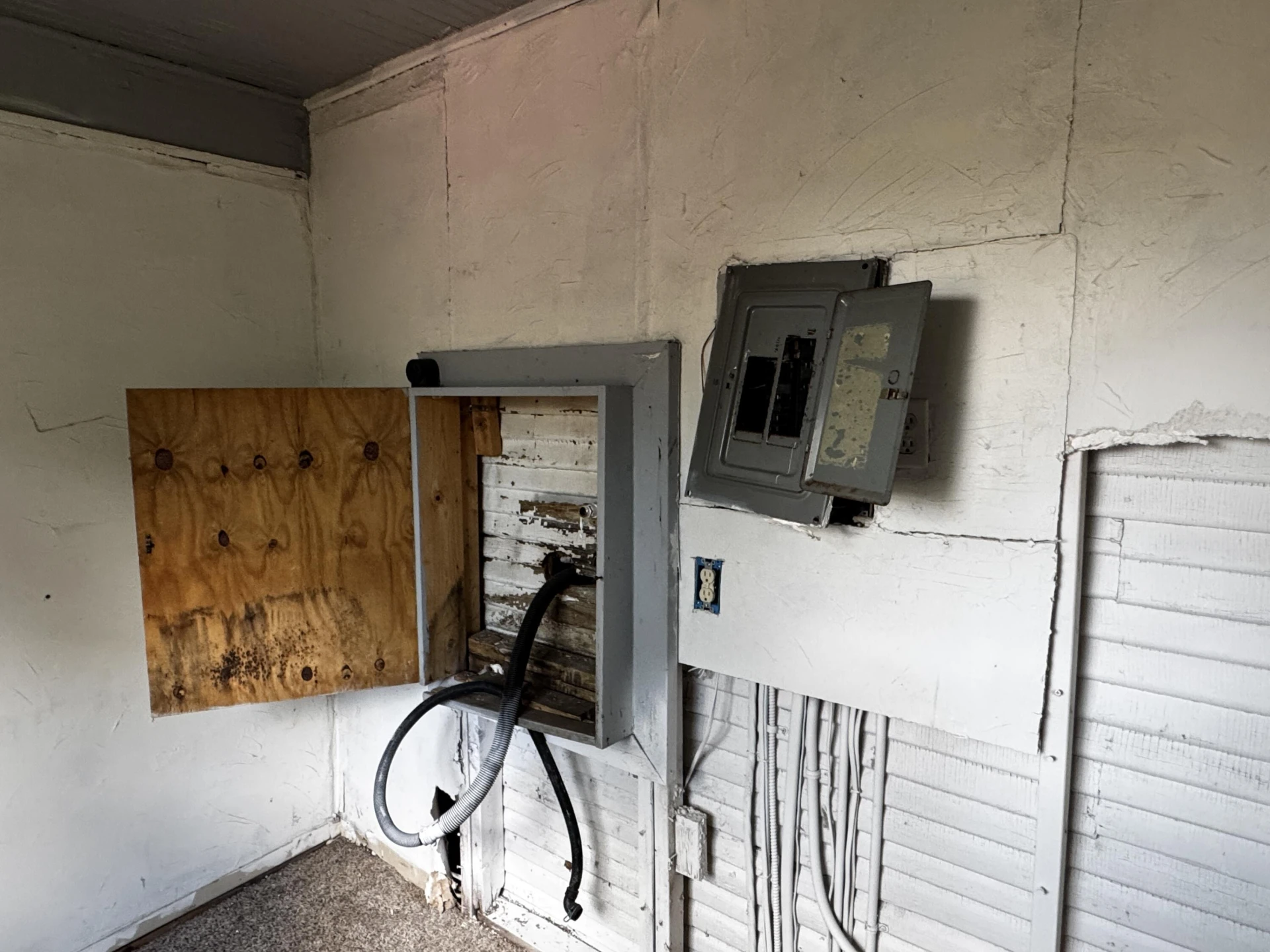 1606 Church AVE SE - Photo 9