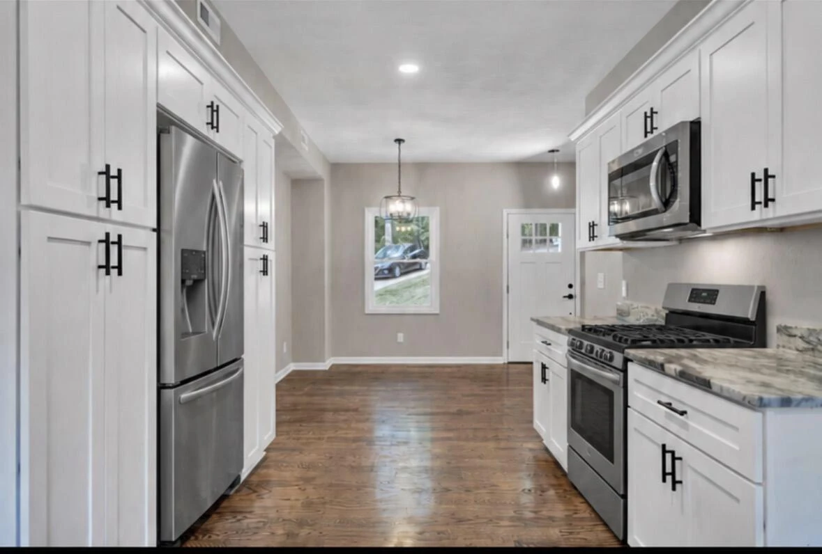 1131 Summerset DR - Photo 11