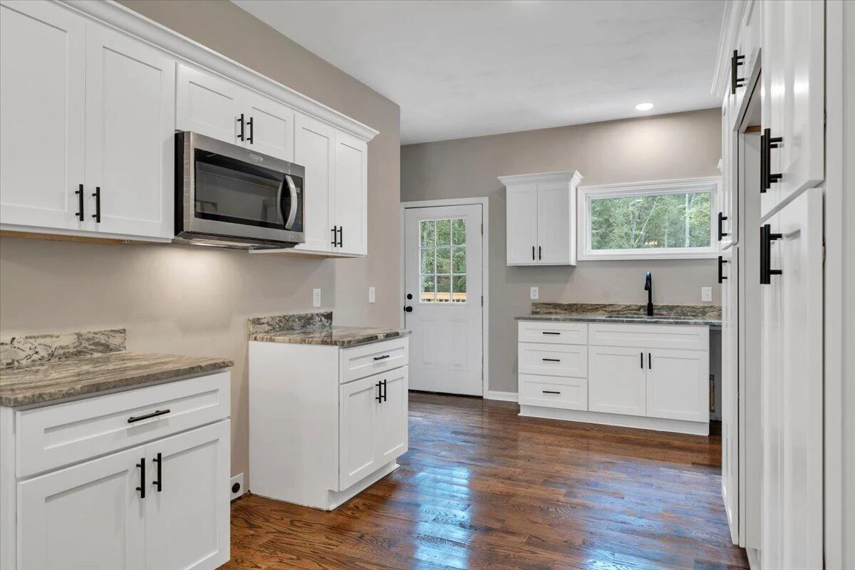 1131 Summerset DR - Photo 12