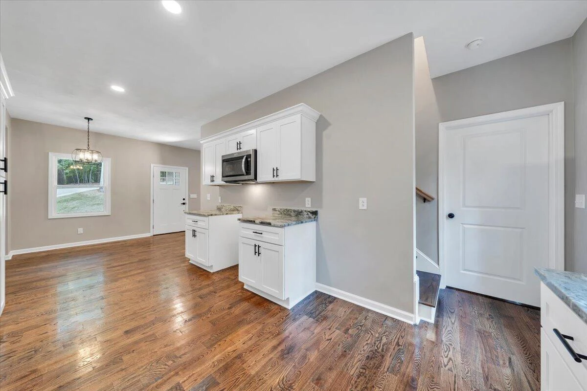 1131 Summerset DR - Photo 17