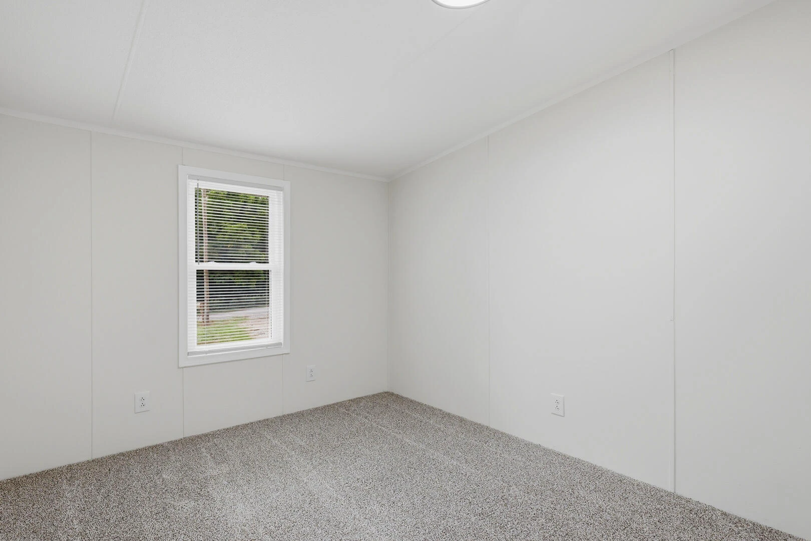 304 Ridgelake RD - Photo 16
