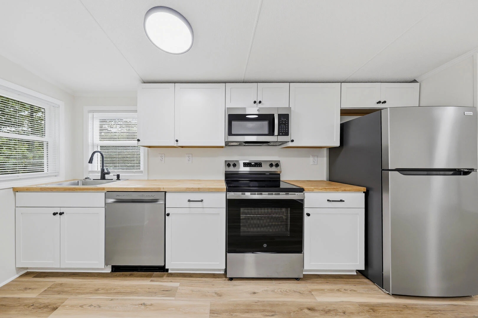 304 Ridgelake RD - Photo 3