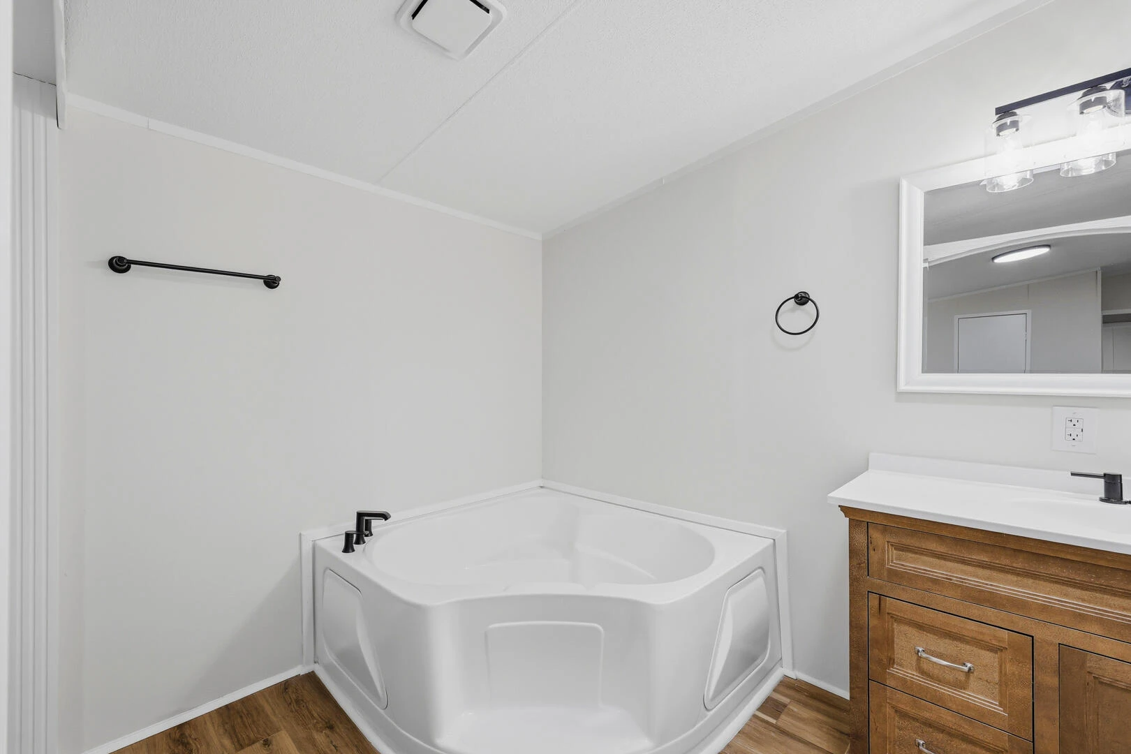 304 Ridgelake RD - Photo 9