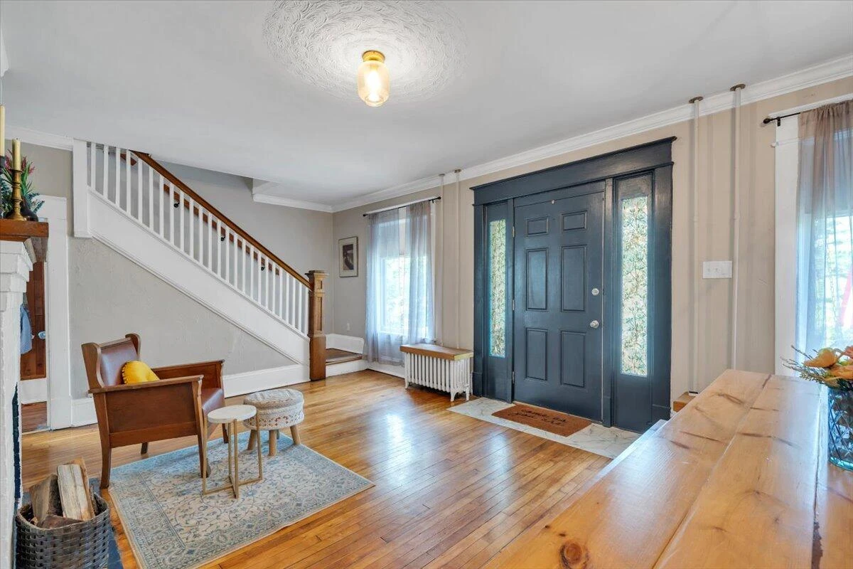 2112 Denniston AVE SW - Photo 8