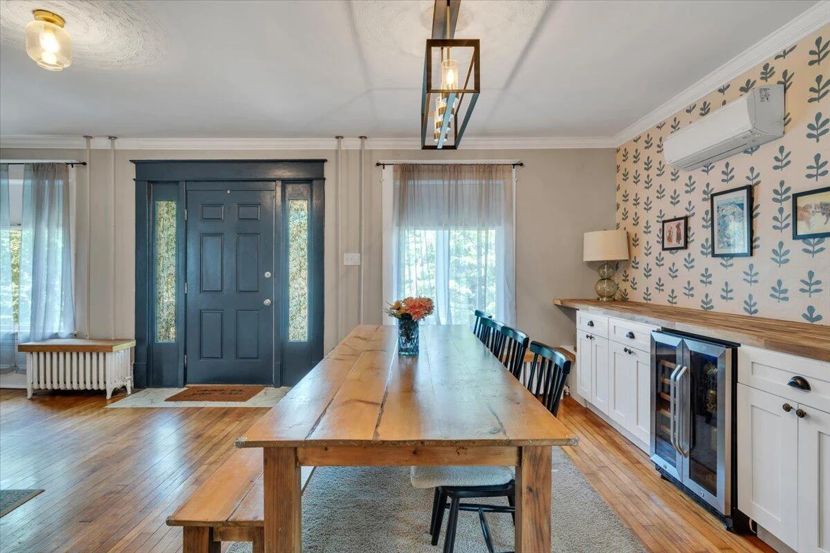 2112 Denniston AVE SW - Photo 9