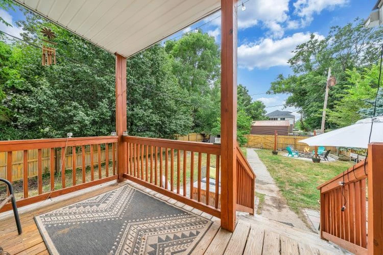 2112 Denniston AVE SW - Photo 4
