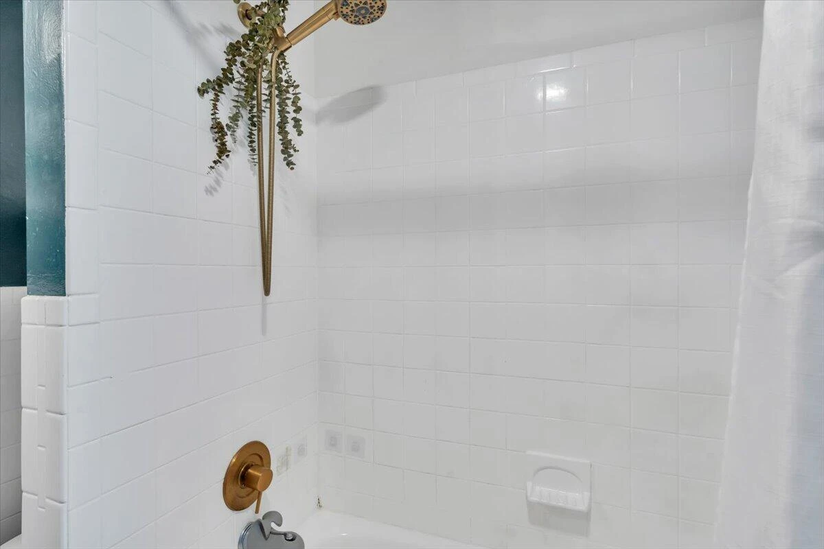 2112 Denniston AVE SW - Photo 30