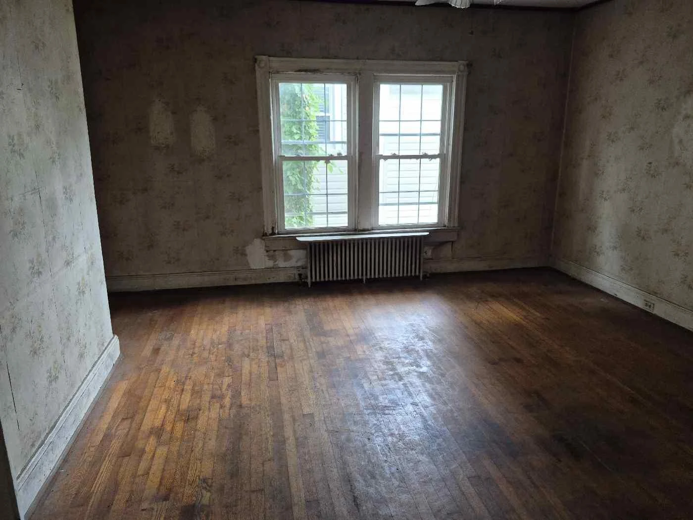 806 Stuart ST - Photo 13