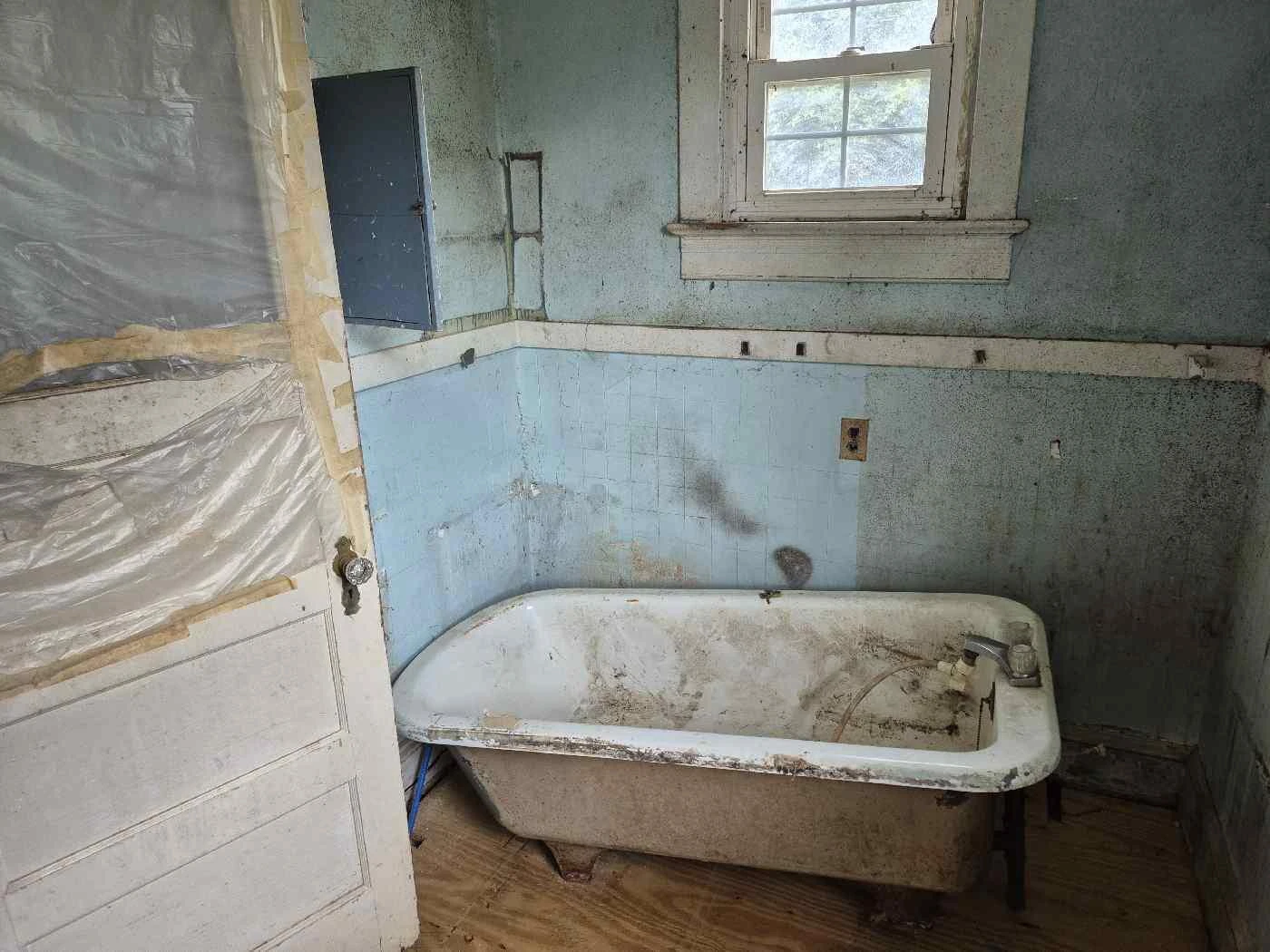 806 Stuart ST - Photo 19