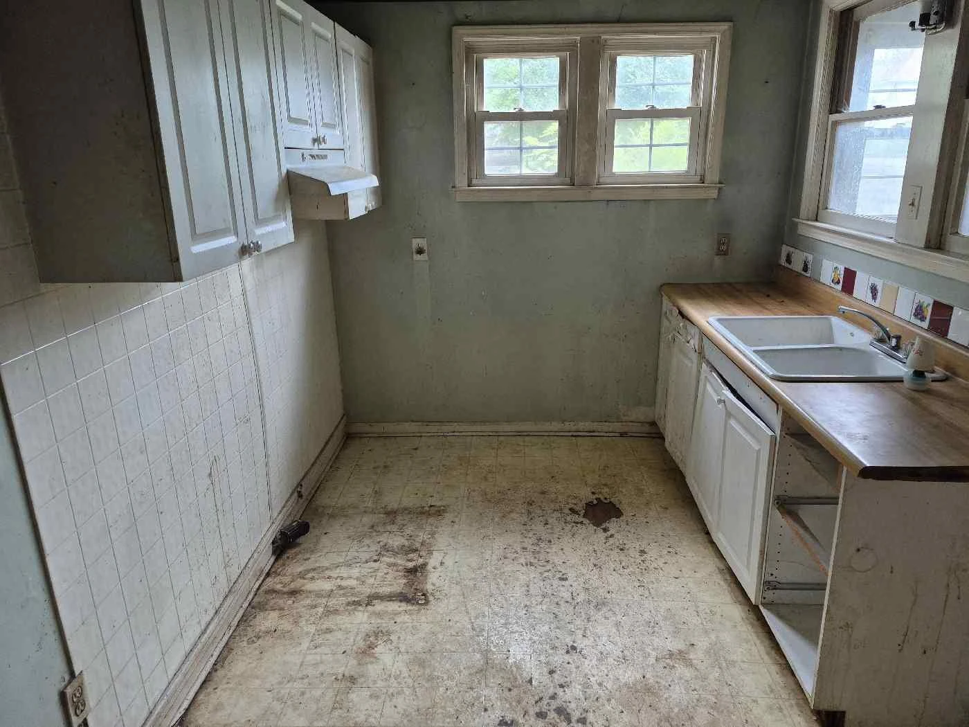 806 Stuart ST - Photo 22