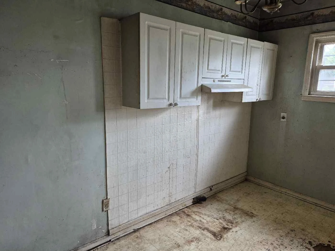 806 Stuart ST - Photo 24