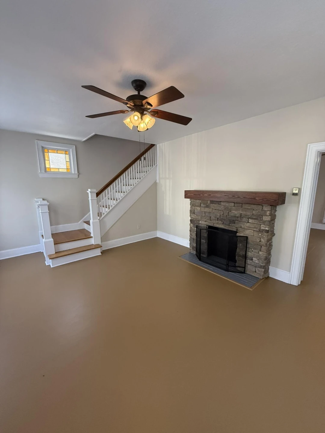 625 Jefferson AVE - Photo 11