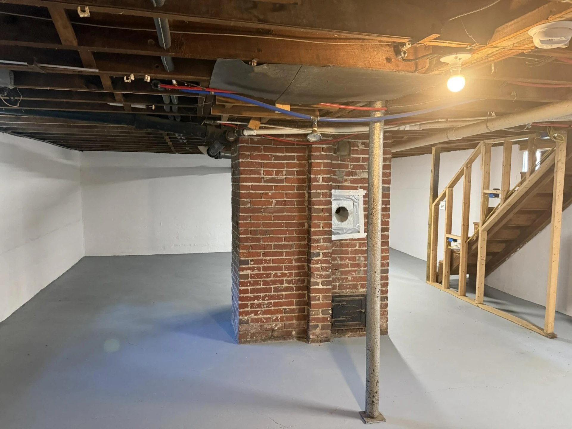 625 Jefferson AVE - Photo 31