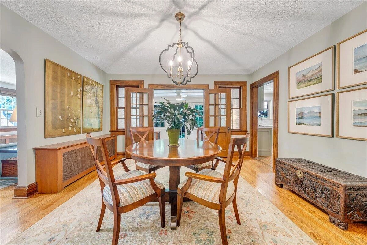 3157 Woodlawn AVE SW - Photo 15
