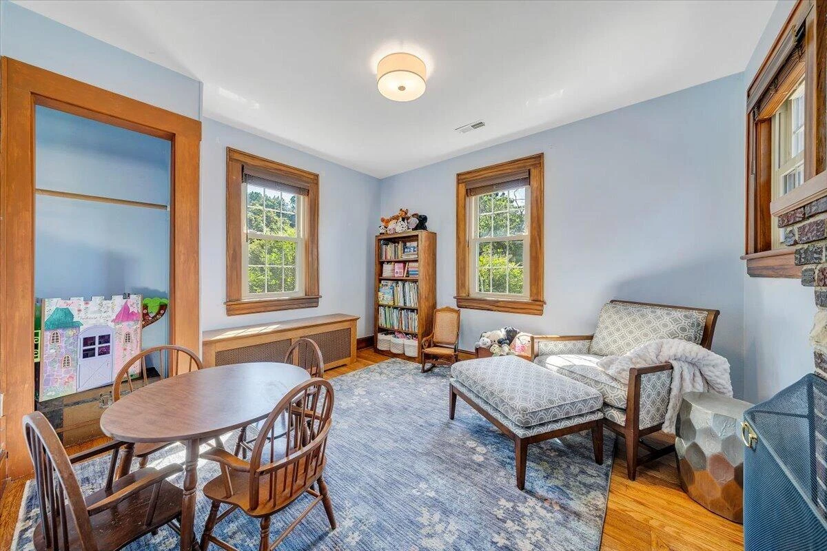 3157 Woodlawn AVE SW - Photo 37