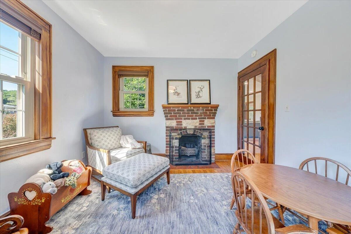 3157 Woodlawn AVE SW - Photo 38