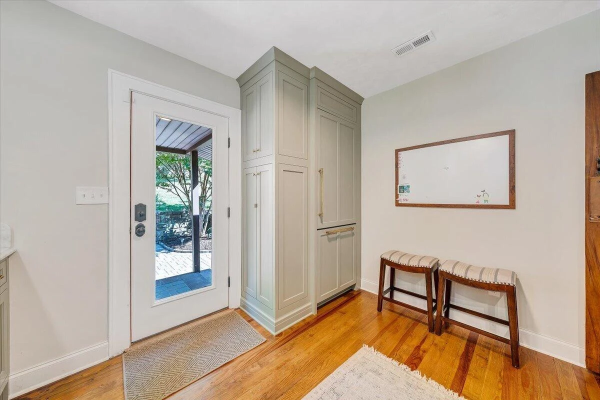 3157 Woodlawn AVE SW - Photo 40