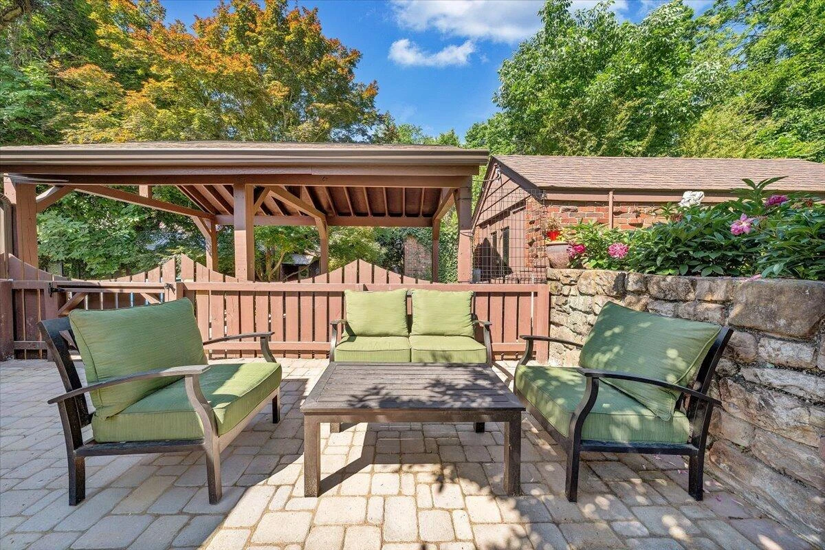 3157 Woodlawn AVE SW - Photo 43