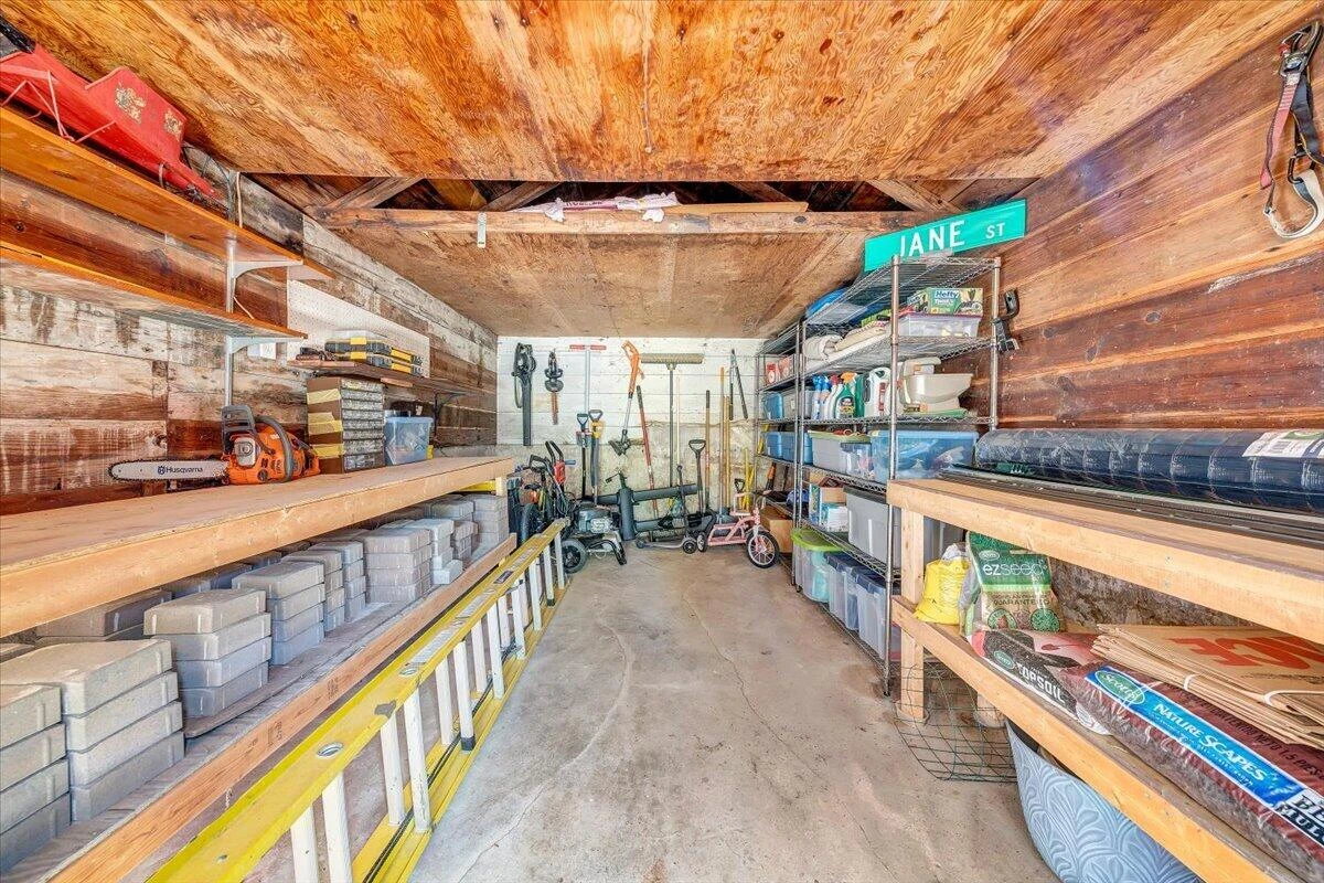 3157 Woodlawn AVE SW - Photo 48