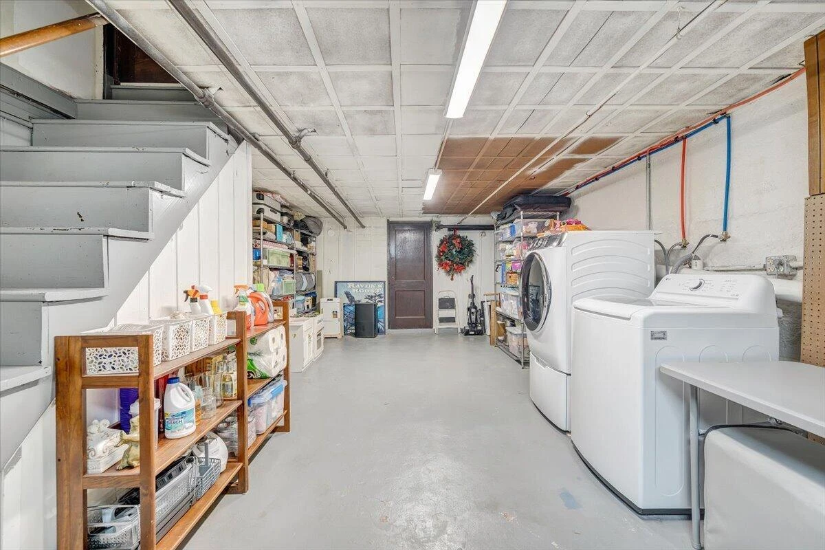 3157 Woodlawn AVE SW - Photo 62