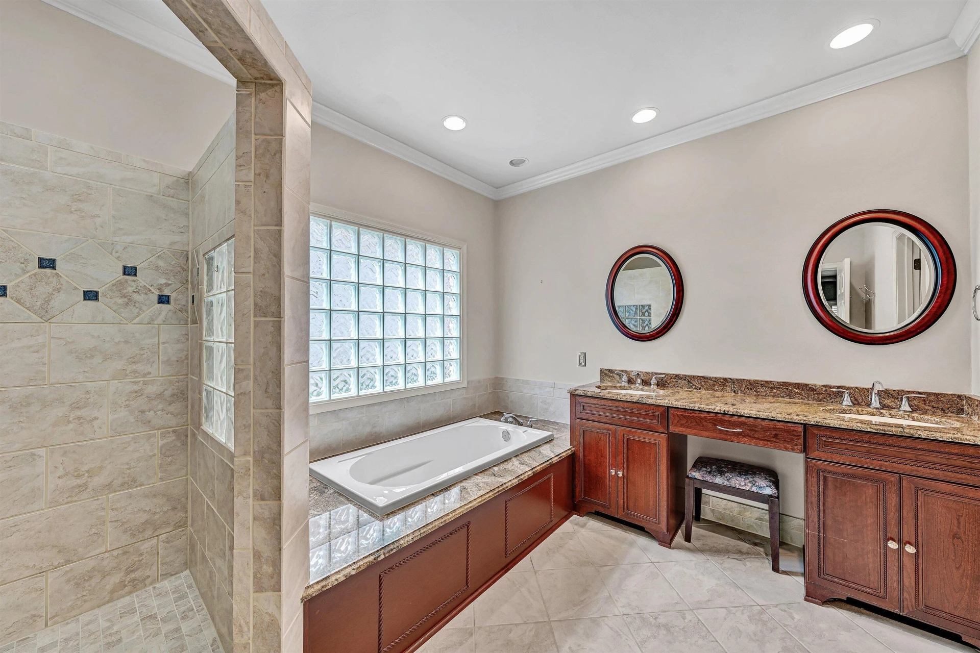 6542 Fairway Estates DR - Photo 36
