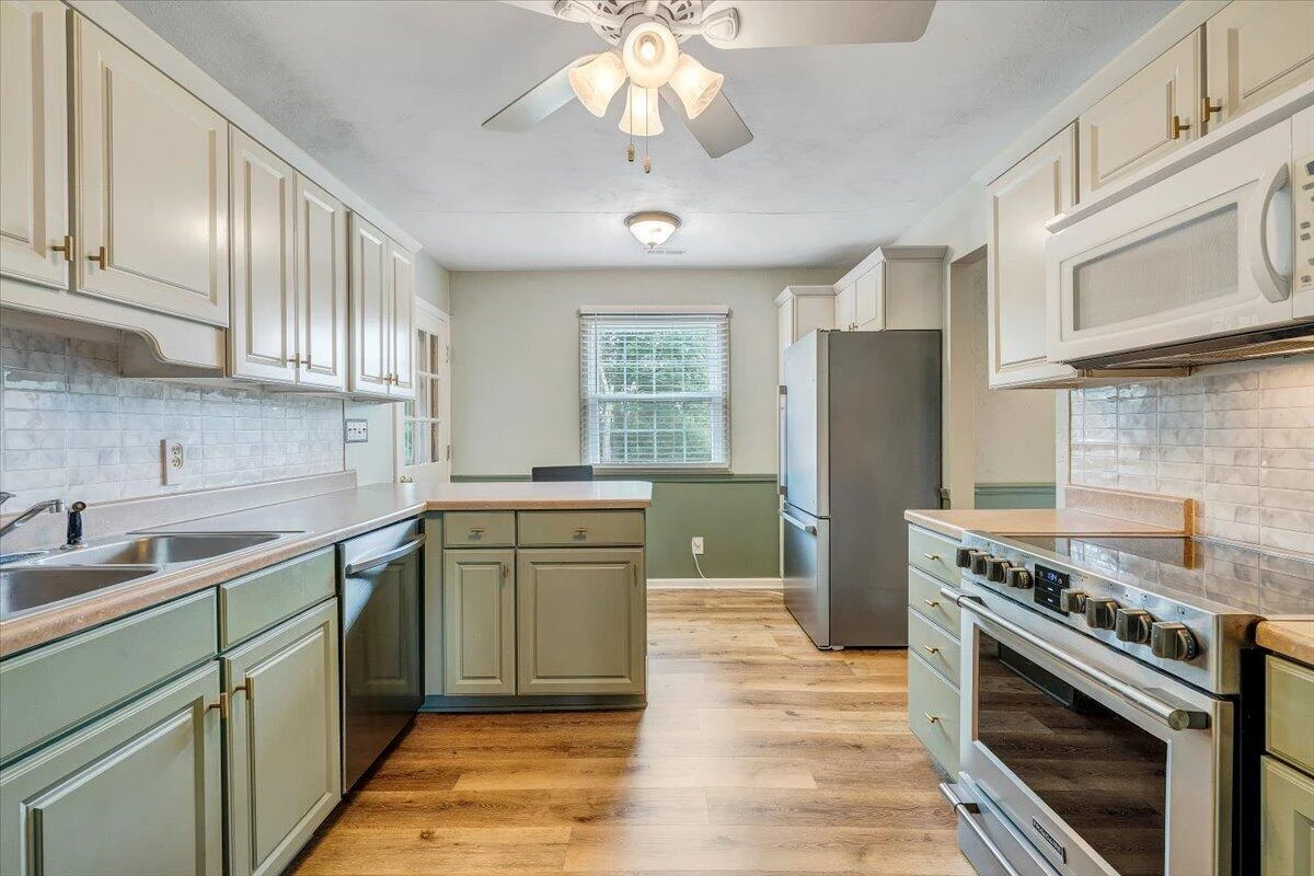 6618 Bryant CIR - Photo 13
