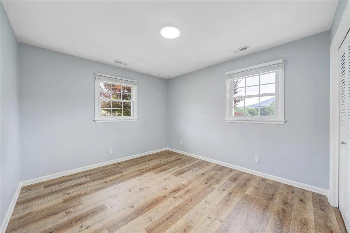 6618 Bryant CIR - Photo 20