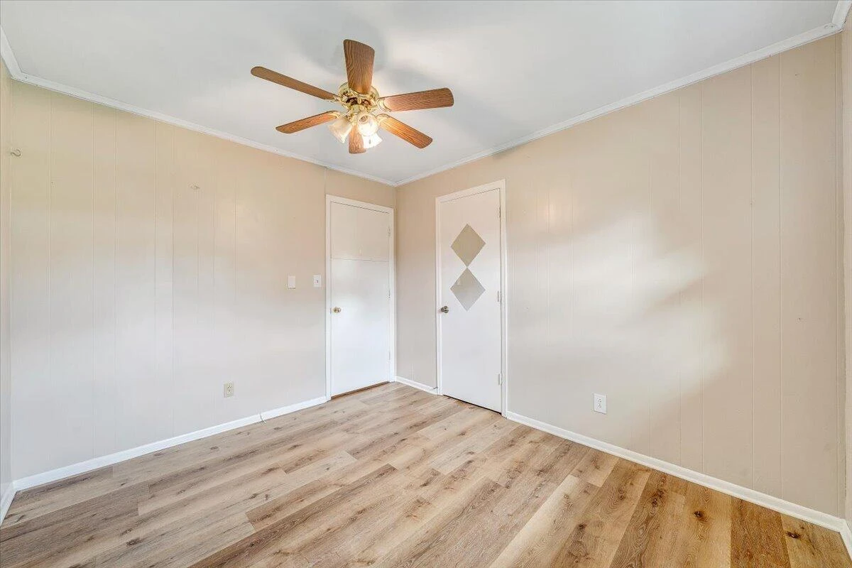 6618 Bryant CIR - Photo 23