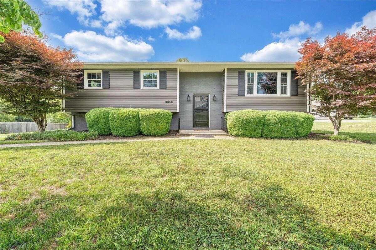 6618 Bryant CIR - Photo 46