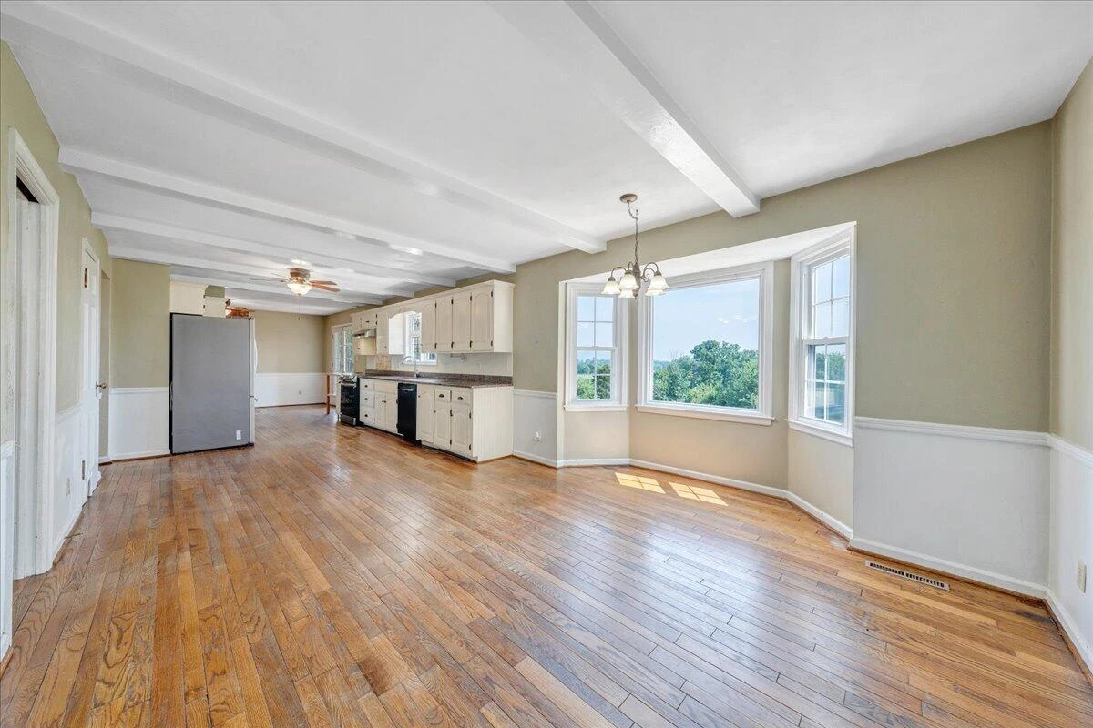 452 Country Club RD - Photo 7