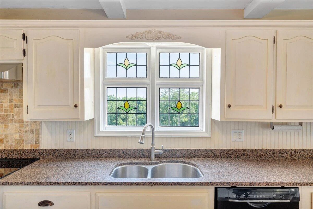 452 Country Club RD - Photo 10