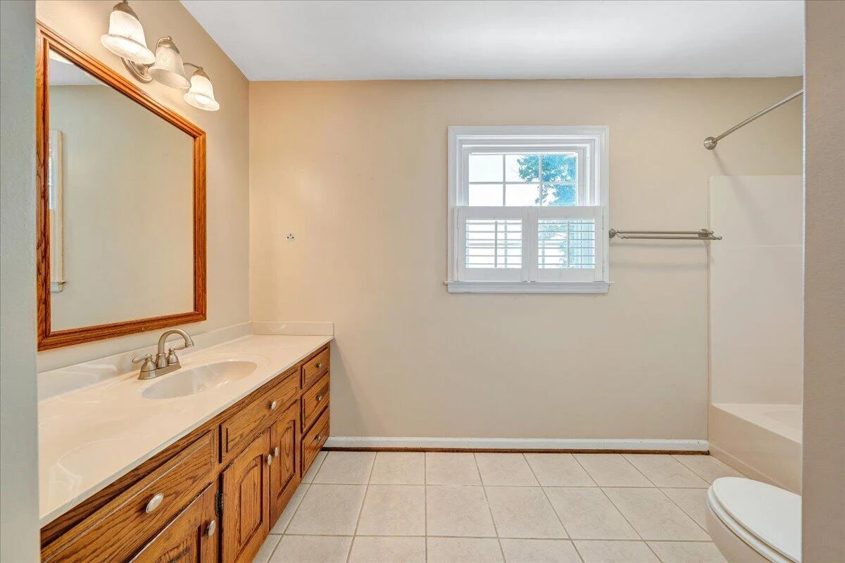 452 Country Club RD - Photo 24