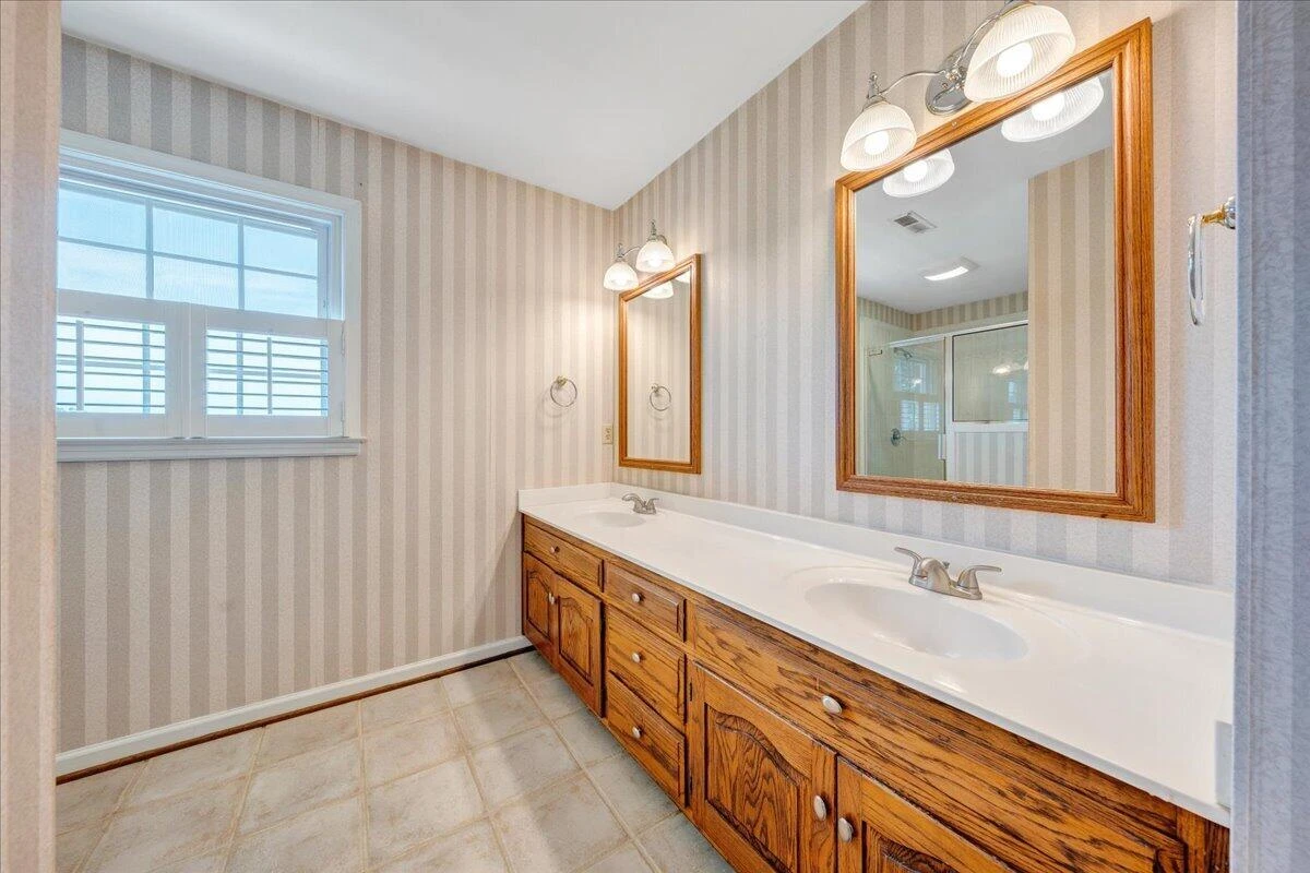 452 Country Club RD - Photo 26