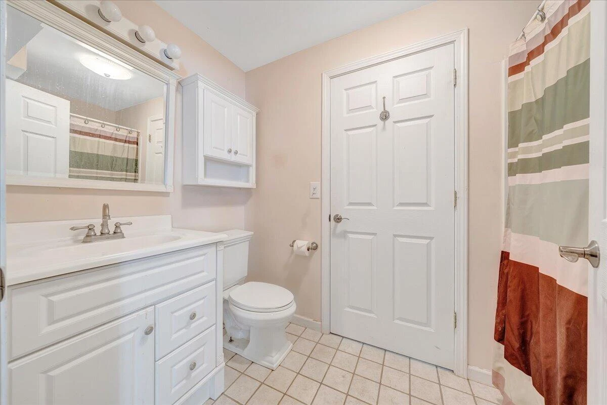 452 Country Club RD - Photo 35