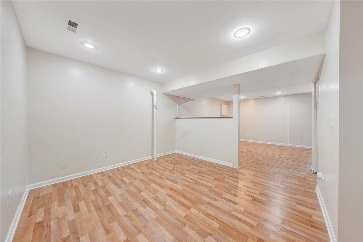 452 Country Club RD - Photo 39