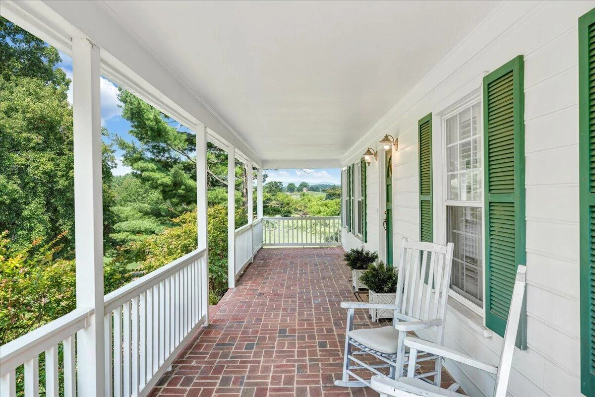 452 Country Club RD - Photo 46
