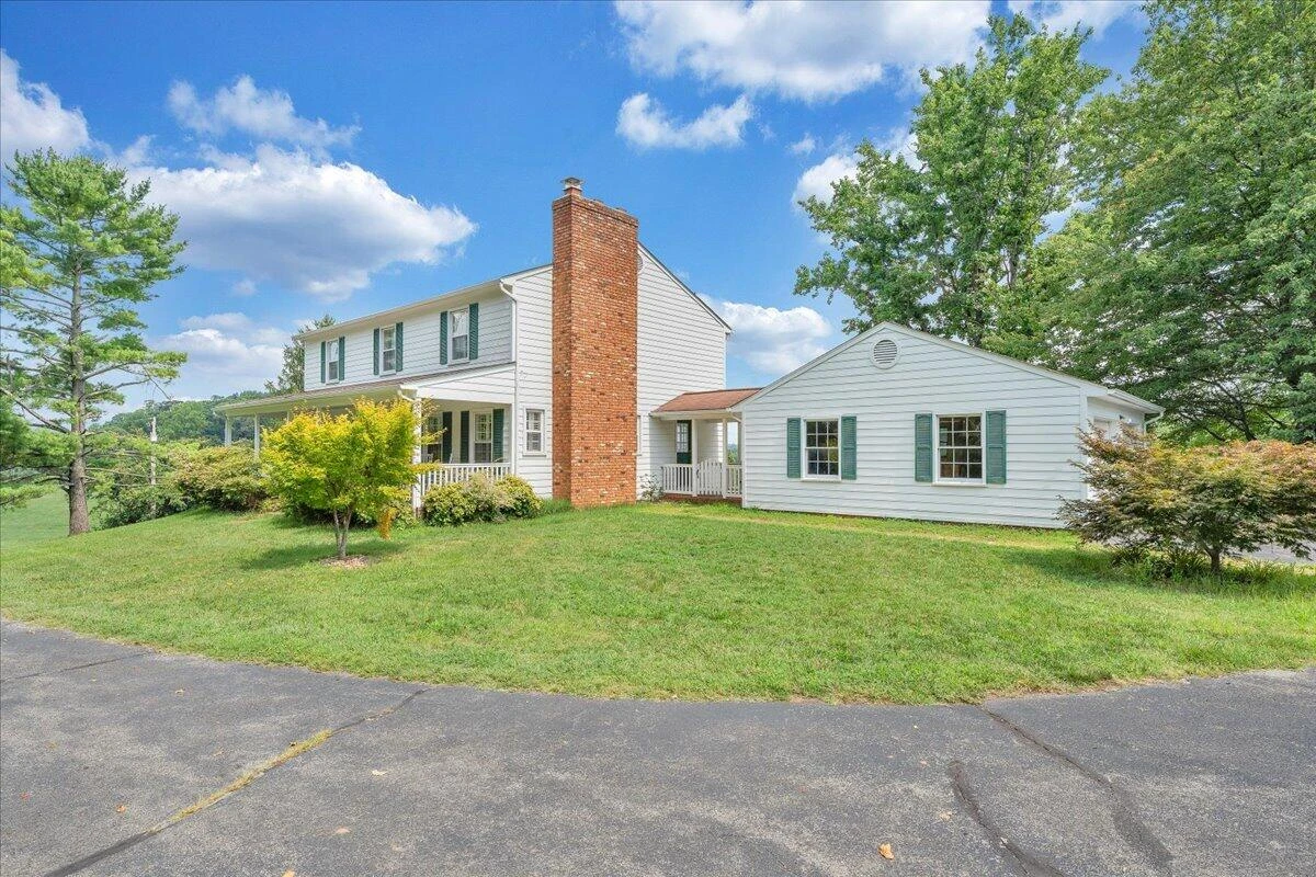 452 Country Club RD - Photo 57