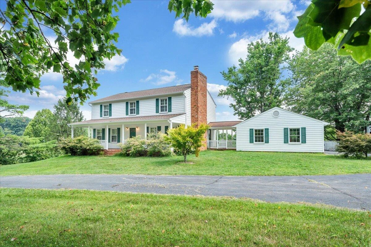 452 Country Club RD - Photo 58