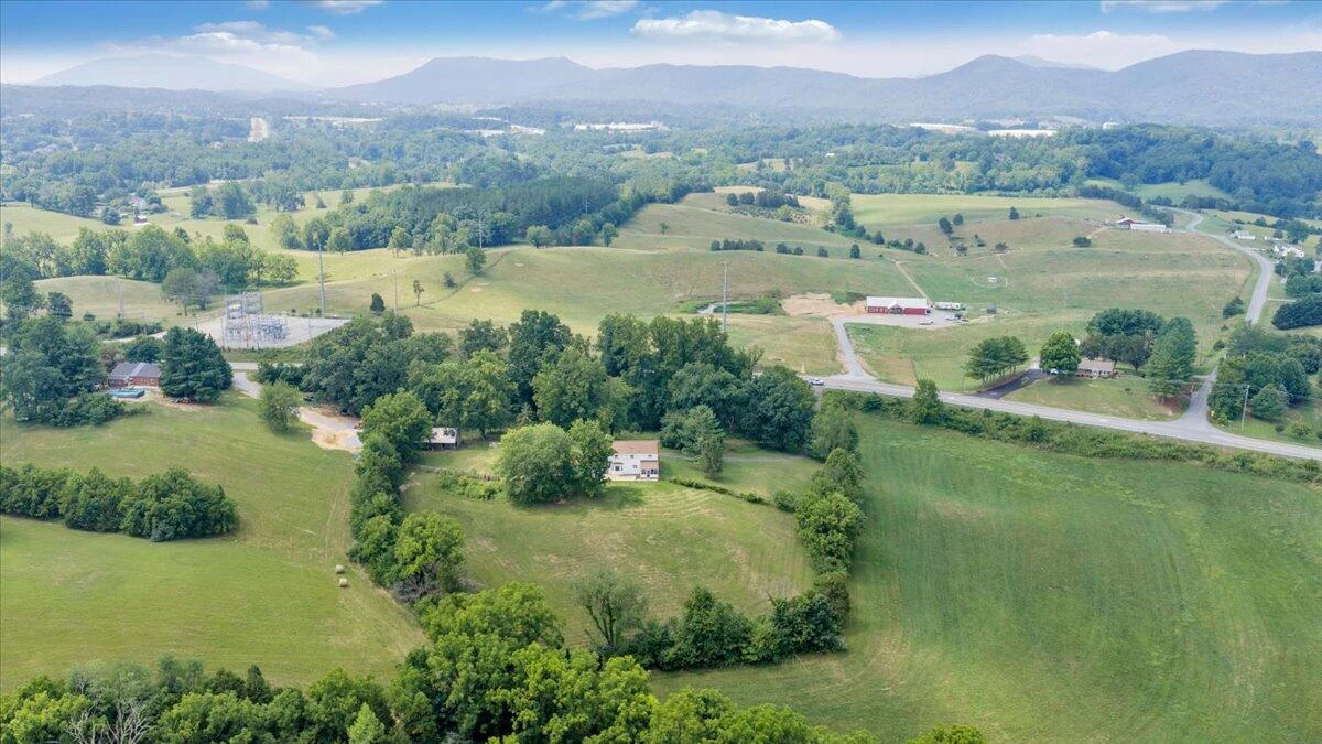 452 Country Club RD - Photo 69